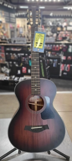 Taylor Guitars - 322E 12FRT VCL